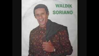 Waldick Soriano  Não Vá Embora 1970 [upl. by Warp]