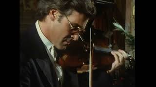 Pinchas Zukerman plays Mozarts Rondo from the Sonata K378 [upl. by Terrye784]