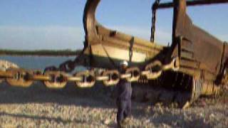 35 yards bucket BampE 1250 dragline [upl. by Oneil]