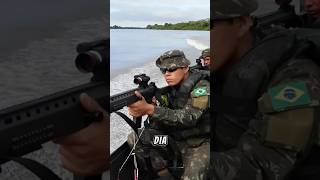 Exército brasileiro entrou em confronto com guerrilheiros das FARC na Colômbia  Operação Traíra [upl. by Bazil743]