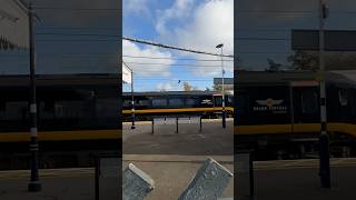 Grand Central train passing Newark Northgate NNG 14112024 1116 newark uk uktrainspotting [upl. by Aldas]