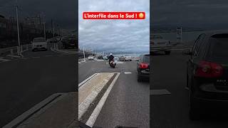 L’interfile dans le Sud  😳 shorts moto motard motovlog motards bikelife voiture interfile [upl. by Enerak350]