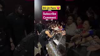 Diljit Dosanjh Meeting His crazy fans At 🇬🇧 concert 🫶❤ [upl. by Inna944]