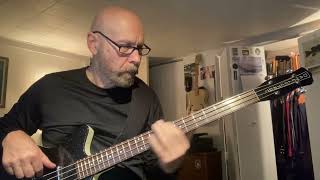 Short test of Danelectro 59DC short scale bass [upl. by Bohannon854]