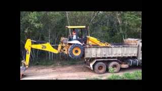 Załadunek JCB 3C na wywrotkę  Loading on the truck [upl. by Llednil]