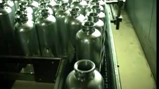 La fabrication de la gourde Sigg en aluminium [upl. by Weisler]