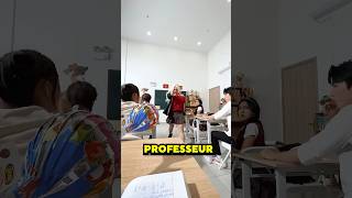 Le professeur la punie au tableau mais quelque chose de choquant s’est ensuite passé  😱 [upl. by Nalehp]