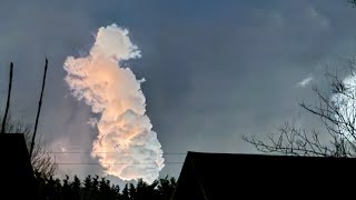 Scunthorpe steelworks factory chimney smoke nightlapse [upl. by Vicki]