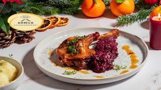 Confierte Gänsekeule mit Rotkohl und Kartoffelklöße Hausmannskost [upl. by Hendon]