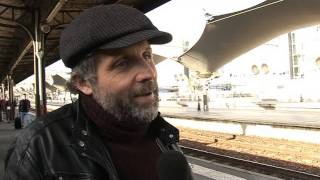 Laffiche du spectacle de Stéphane Guillon retirée du métro parisien [upl. by Fransen]