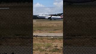 Virgin Airlines Boeing 737 departure [upl. by Nujra]