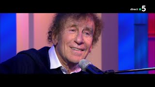 “La vie ne vaut rien”  Alain Souchon en live sur la scène de C à vous  28112022 [upl. by Berneta184]