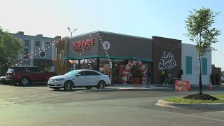 New Popeyes restaurant opens in west Louisville [upl. by Nodnnarb]