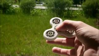 SlowMotion 960 fps fidget spinner [upl. by Yevrah]