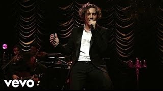 David Bisbal  Sombra Y Luz Versión Acústica  Una Noche En El Teatro Real  2011 [upl. by Oinigih]