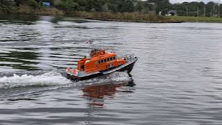 Fowey life boat in 110 scale on the water [upl. by Anikas]