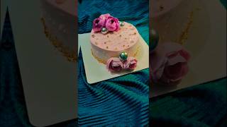 New vanilla cake design 😱🌷pleasesubscribemychannel pleasesubscribe shorts cakes cakedesign [upl. by Emirac]