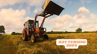 Hay Turning 2024 With Vintage Tractors  Ford 7600 Breaks Down [upl. by Anyt]