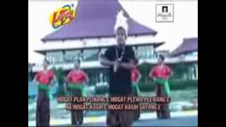 Alfred Gare  Plewo Plewan  Official Video [upl. by Irrehs890]