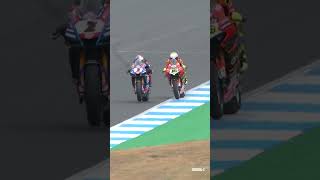 Bautista 🆚 Toprak back at Estoril in 2022 Race 1 🔥  2022 EstorilWorldSBK 🇵🇹 [upl. by Acinorahs711]