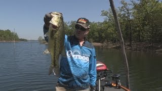 Southwest Outdoors Report 9 Lake Ouachita Arkansas Bass Fishing  2013 [upl. by Akeinahs]