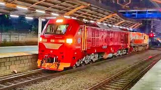 LANGKA  LOKOMOTIF MERAH CC 300 DINAS DI JAKARTA NONTON KERETA API KRL STASIUN JAKARTA JR 205 [upl. by Heti]