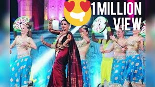 Rekha dancing with vidya balan in star screen [upl. by Barncard]