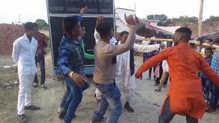 up me shadi ka dance dhamaka jila jaunpur gaon sultanpur ka hai nata [upl. by Safko]