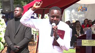 Sheng Speaking Pastor WOWS Rastafarian Mourners with unique Jah Bible verses at Jahmby Koikai burial [upl. by Nahsaj]