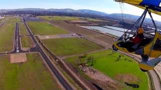 MUST SEE Ultralight landing in the bad turbulence [upl. by Amaral145]