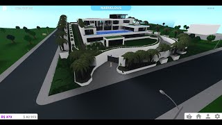 Bloxburg  924 Bel Air Mansion Tour  Copy Build  Own take on parts added [upl. by Herzel]