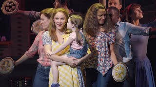 Katharine McPhee Sara Bareilles and The Cast of Broadways Waitress Take Final Bow [upl. by Esilec]