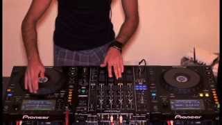 VJMP3  Basic Tricks And Tips Vol1 On Pioneer CDJ 900 Nexus amp DJM 900 Nexus [upl. by Neenej]