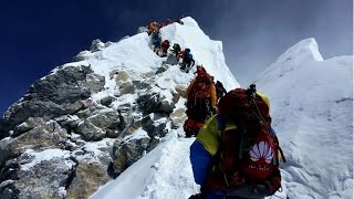 Gedränge am Mount Everest Ansturm auf den Gipfel  DER SPIEGEL [upl. by Yramanna297]