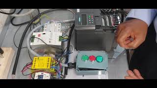 Pilz safety relay Pnoz x3 How the Pilz safety relay works [upl. by Aspasia695]