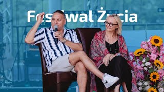 Edyta i Łukasz Golcowie o wierze BÓG TO NASZA TARCZA  Festiwal Życia 2024 [upl. by Chelsae]