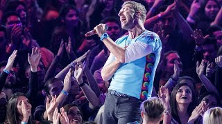 Coldplay  Chester Tribute Sings quotCrawlingquot LIVE [upl. by Alym]