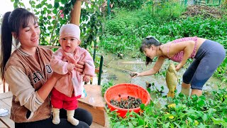 Farm Life  Single Mom Grinds Corn Catches Fish Picks Snails for Cooking [upl. by Trebor]