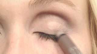 Lidschatten  MakeupTutorial  Douglas Beauty Academy [upl. by Gianina]