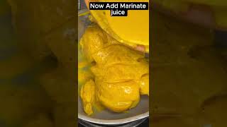 Easy Fried Chicken Recipe  Crispy amp Juicy in Minutes fooduzzi [upl. by Mehcanem]