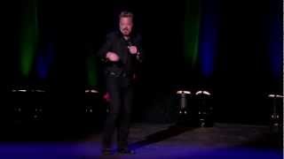 Eddie Izzard Stripped Tout en Français [upl. by Byrom]