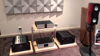 Evolution Acoustics MMMicro One LAMM Ref 12 Vitus Audio RCD100 Finite Elemente at Absolute Hi End [upl. by Juieta]