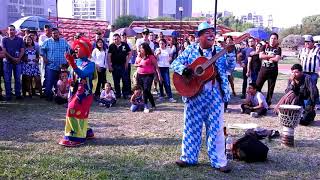 Payasos Parkinsoon y Polvorete En el Show de la Macroplaza Monterrey [upl. by Novehs]