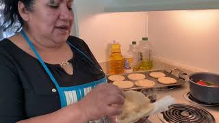 Receta de Ricas Gorditas de Chicharrón [upl. by Rdnaskela]