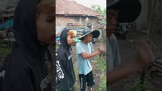 Budak baong ngararuksak tangkal cau nu bogana ngamuk Komedi Sunda ngakak comedy komedisunda [upl. by Franni]