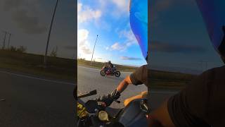 Gsxr 1000 vs CBR1000RRR Fireblade SP rate this race in the comments [upl. by Yarled]