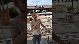 Gite scolastiche elementari medie e superiori Che differenza cè prof scuola sketch gag [upl. by Analat]