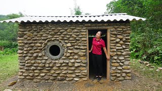 Technique building stone house roofing BUILD LOG CABIN Building farm  Daily Farm [upl. by Harpole]