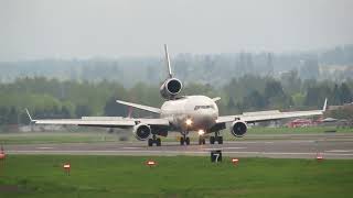 MD11 landing at PDX UPS N252UP [upl. by Parik]