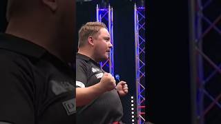 🚨 Schindi im Viertelfinale 🚨 Darts Martin Schindler shorts dart 🤩🎯 [upl. by Eneroc800]